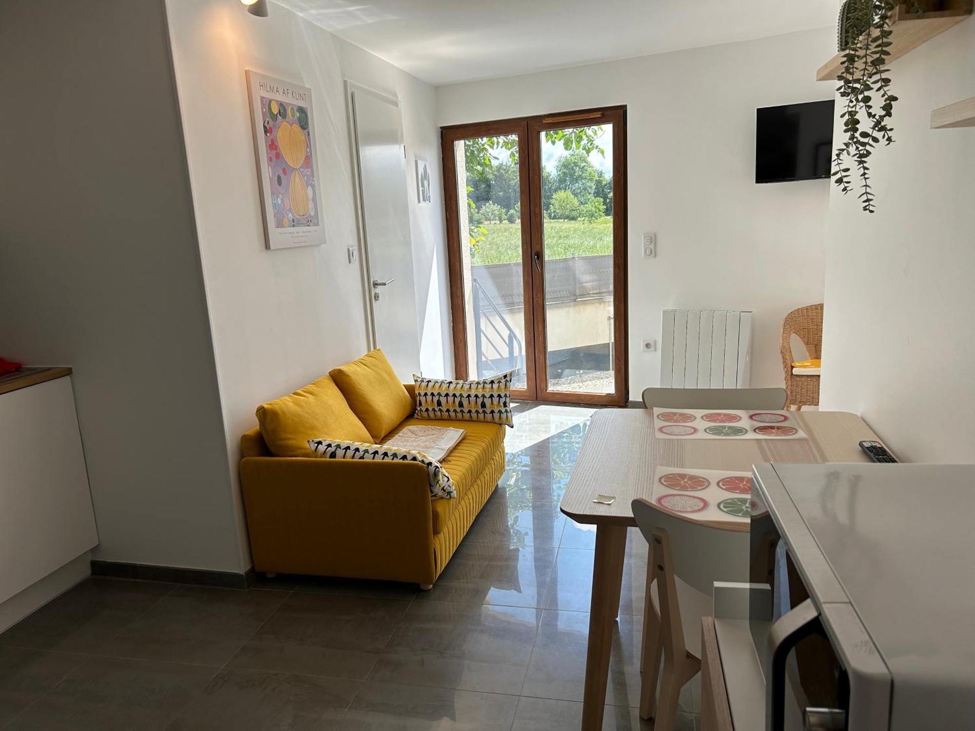 Charmant Studio Avec Terrasse Ebersheim Exteriör bild