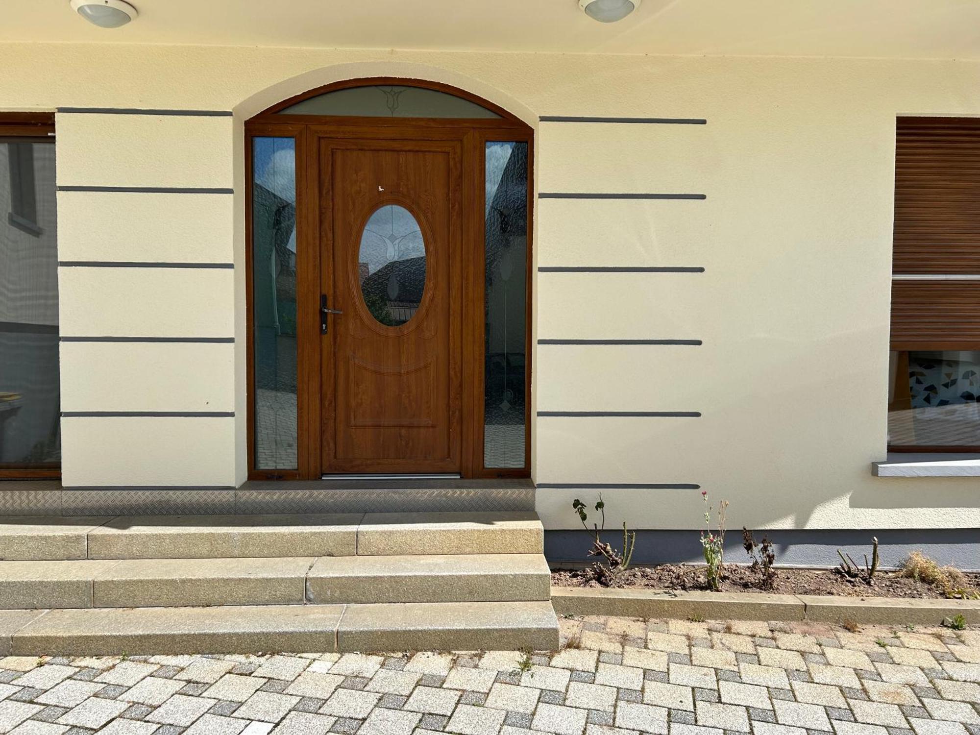 Charmant Studio Avec Terrasse Ebersheim Exteriör bild